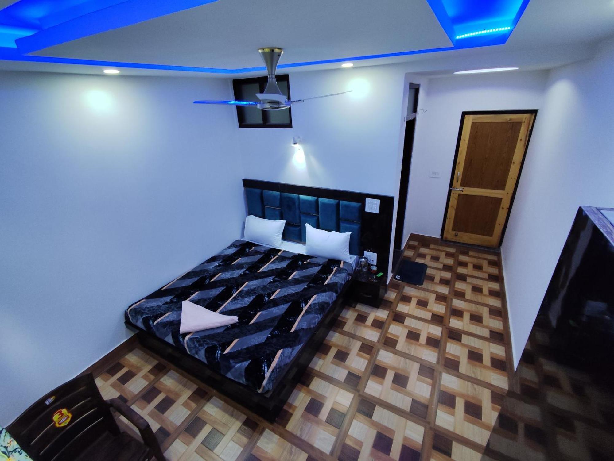 Srīnagar The Heaven Tree酒店 外观 照片